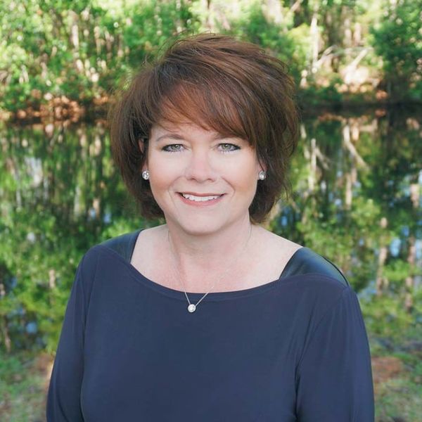 Military Friendly REALTOR Lara Yehl Military Town Advisor