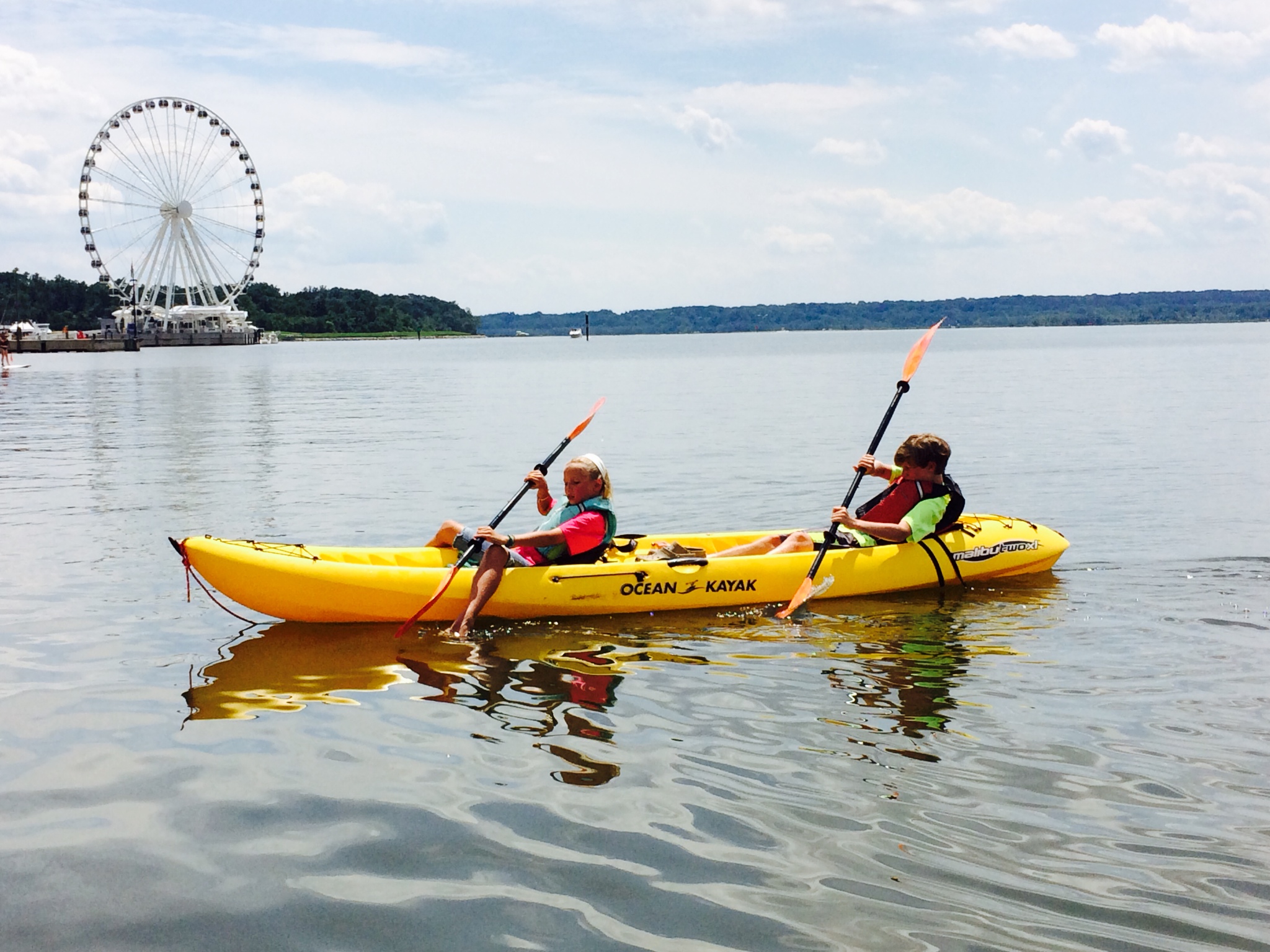 Kayaking, Pedal Boats, & Stand Up Paddle Boarding in Washington DC | Military Town Advisor